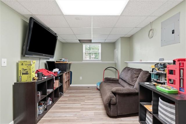 1104 Park Drive, Greenwood, MO 64034
