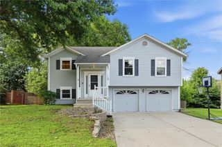 1104 Park Drive, Greenwood, MO 64034