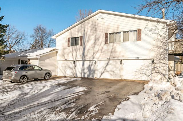 7570 15th Street Lane N, Oakdale, MN 55128