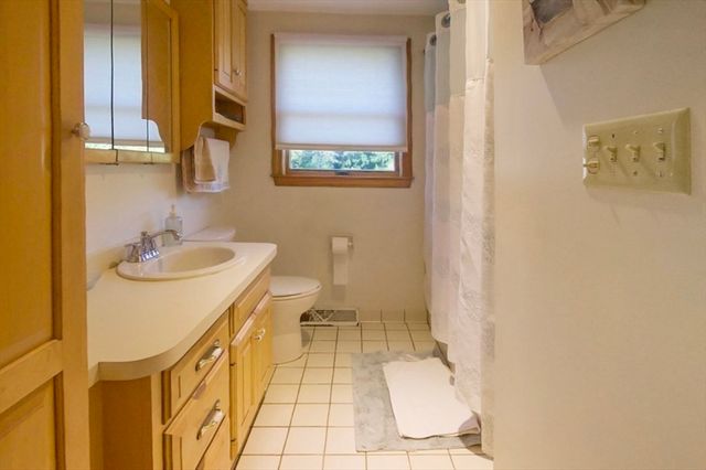 115 Hancock St, Abington, MA 02351