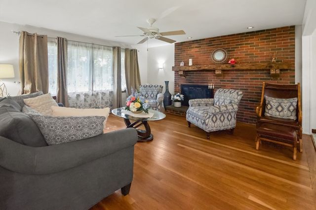 115 Hancock St, Abington, MA 02351