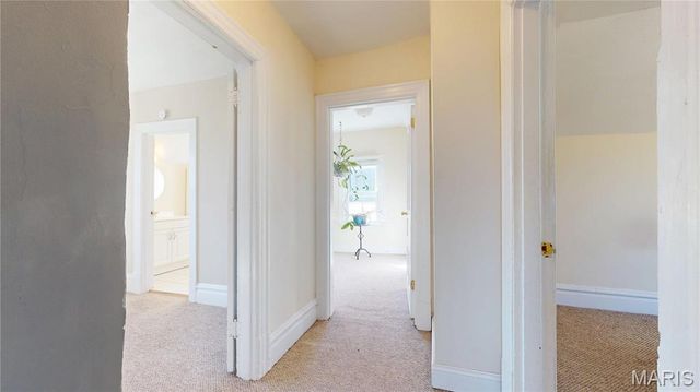 3316 Commonwealth Avenue, St Louis, MO 63143