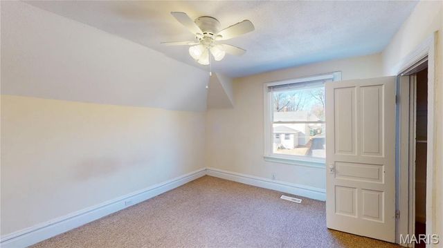 3316 Commonwealth Avenue, St Louis, MO 63143