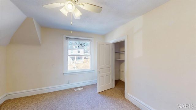 3316 Commonwealth Avenue, St Louis, MO 63143