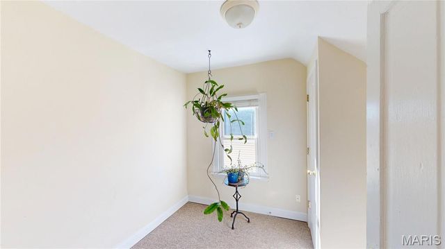 3316 Commonwealth Avenue, St Louis, MO 63143