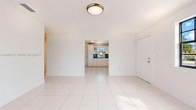 578 SW 2nd Street, Florida City, FL 33034