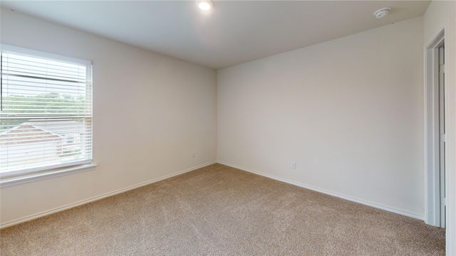 3941 Oak Creek Circle, Denison, TX 75020