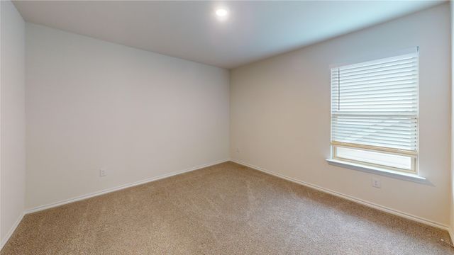 3941 Oak Creek Circle, Denison, TX 75020