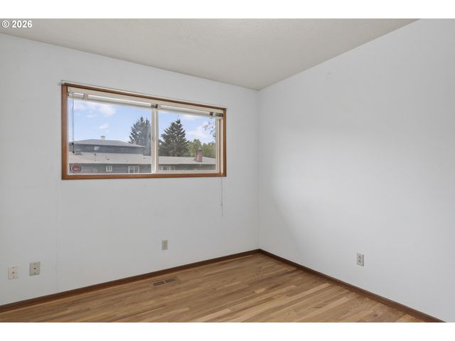 7211 N OLIN Ave, Portland, OR 97203