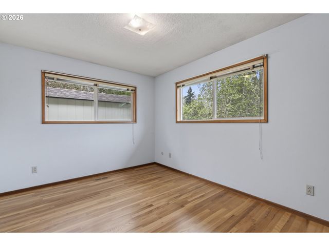 7211 N OLIN Ave, Portland, OR 97203