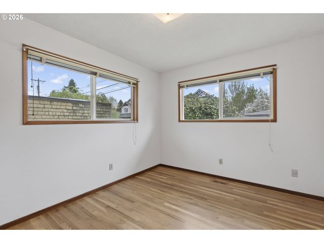 7211 N OLIN Ave, Portland, OR 97203