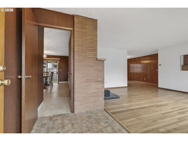 7211 N OLIN Ave, Portland, OR 97203