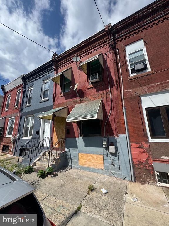2053 W YORK ST, PHILADELPHIA, PA 19132 — exterior