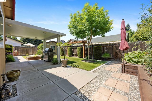 1821 Bumgardner Court, Modesto, CA 95355
