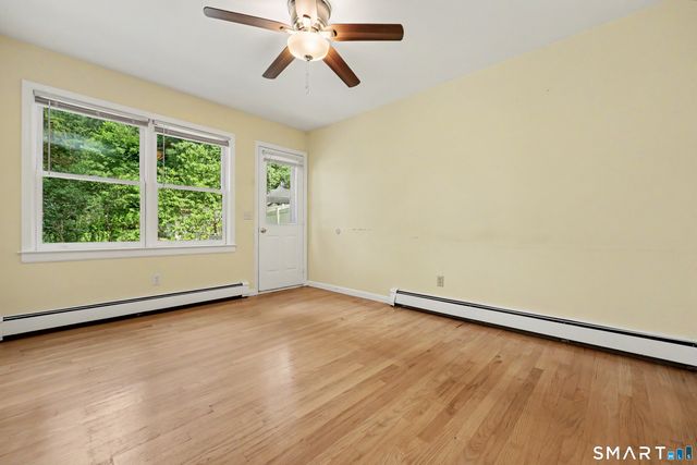 170 Dunn Avenue, Stamford, CT 06905