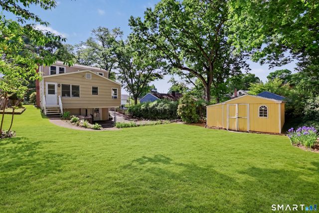 170 Dunn Avenue, Stamford, CT 06905