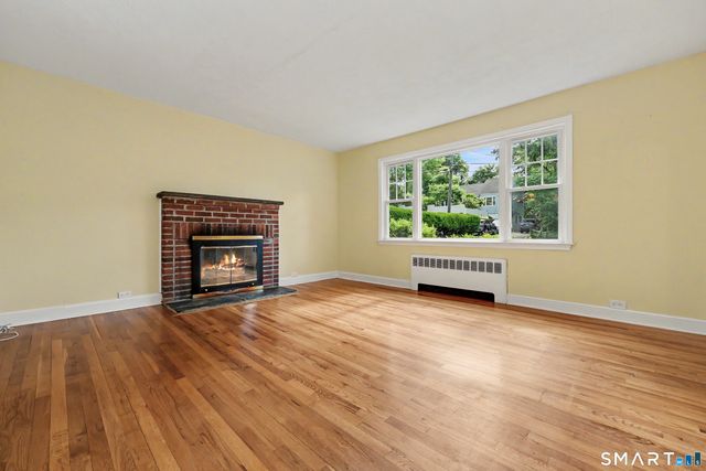 170 Dunn Avenue, Stamford, CT 06905