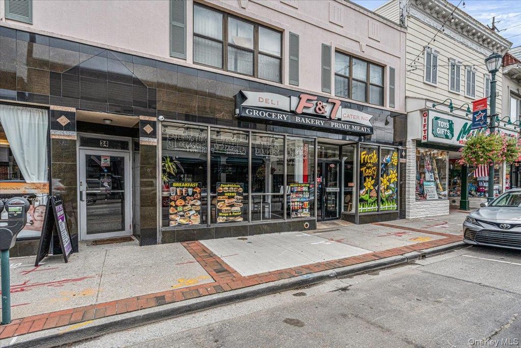 38 Atlantic Avenue, Lynbrook, NY 11563 — photo 3