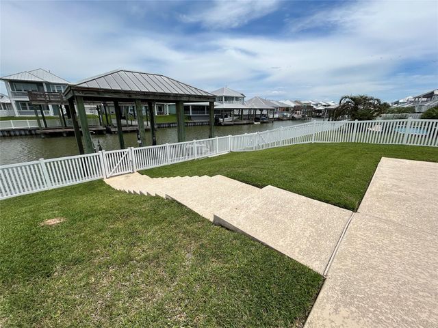 5313 Allen Cay Drive, Texas City, TX 77590