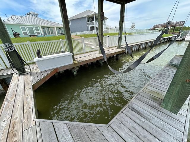 5313 Allen Cay Drive, Texas City, TX 77590