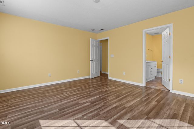 100 Henson Place, Apex, NC 27502