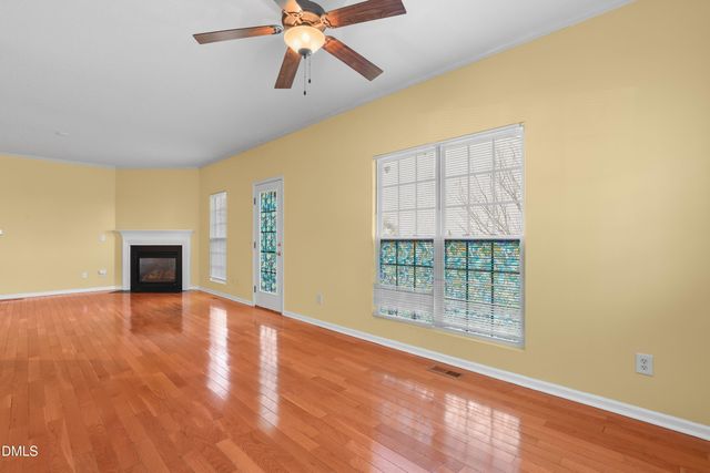 100 Henson Place, Apex, NC 27502