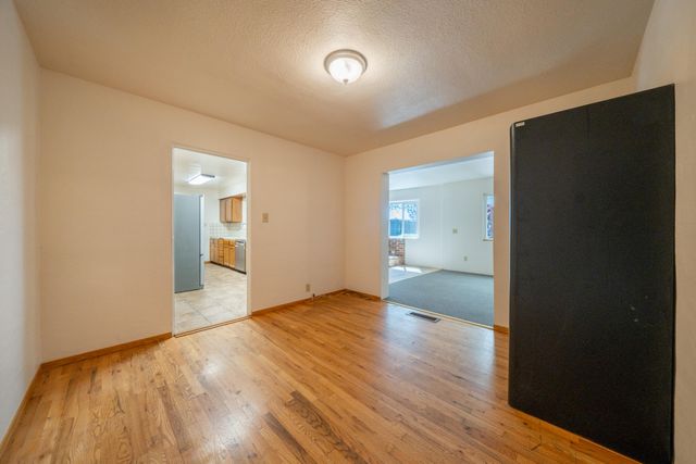 77 WILSHIRE Drive, Redding, CA 96002
