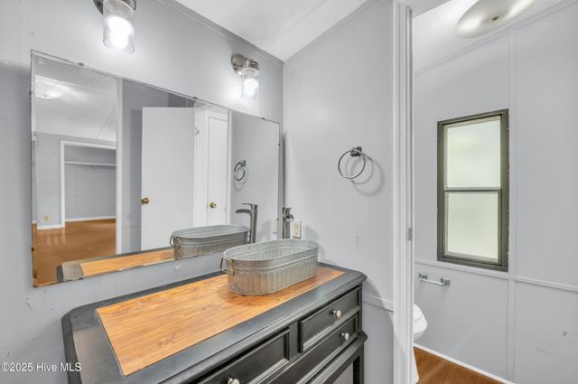 2092 John Henry Store Road, Currie, NC 28435