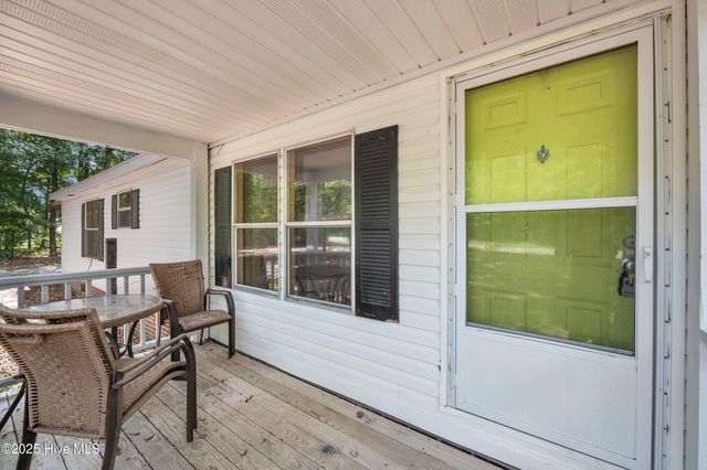 2092 John Henry Store Road, Currie, NC 28435