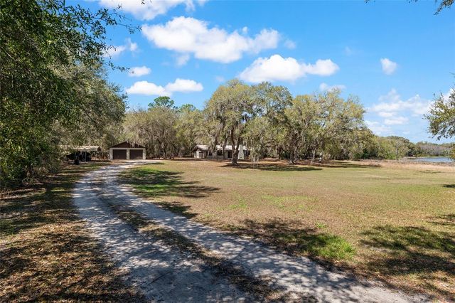 11990 SE 112TH AVENUE ROAD, Belleview, FL 34420