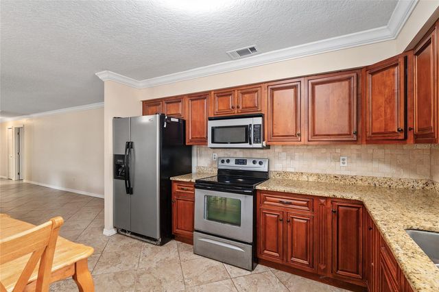 11990 SE 112TH AVENUE ROAD, Belleview, FL 34420