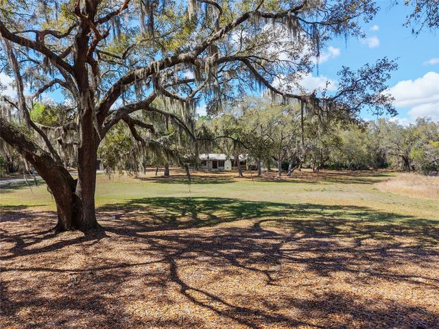 11990 SE 112TH AVENUE ROAD, Belleview, FL 34420