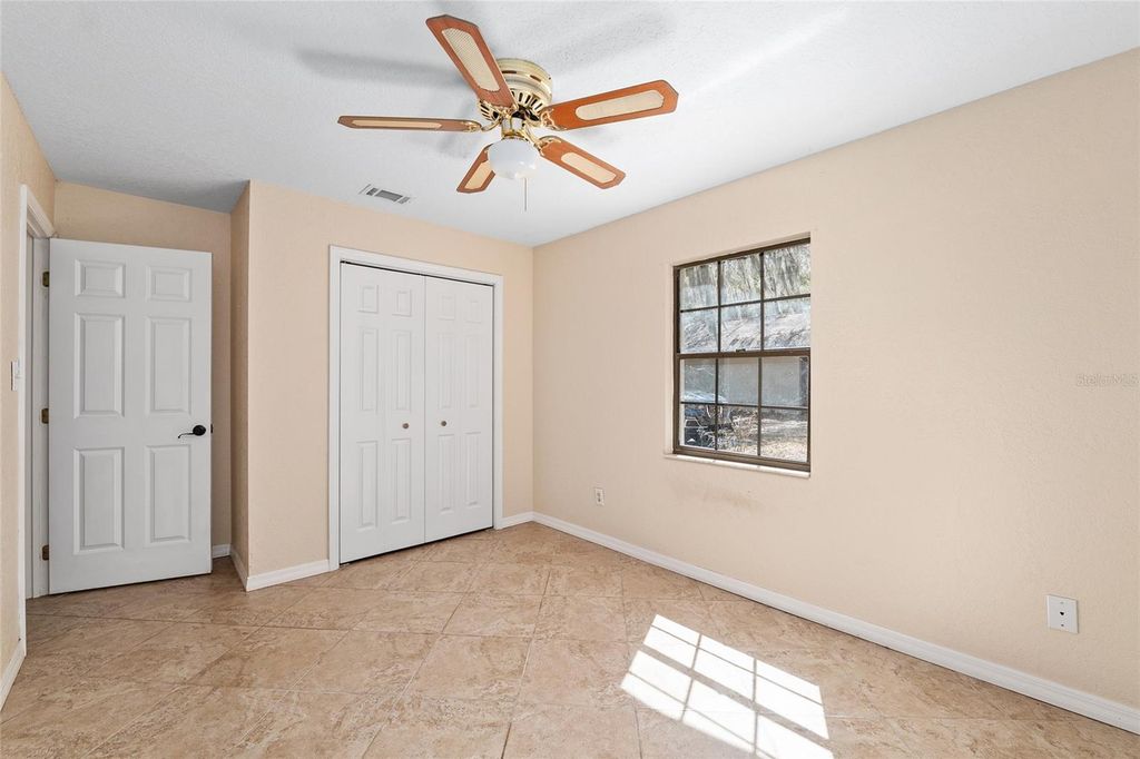 Image 40 of property listing at 11990 SE 112TH AVENUE ROAD, Belleview, FL 34420