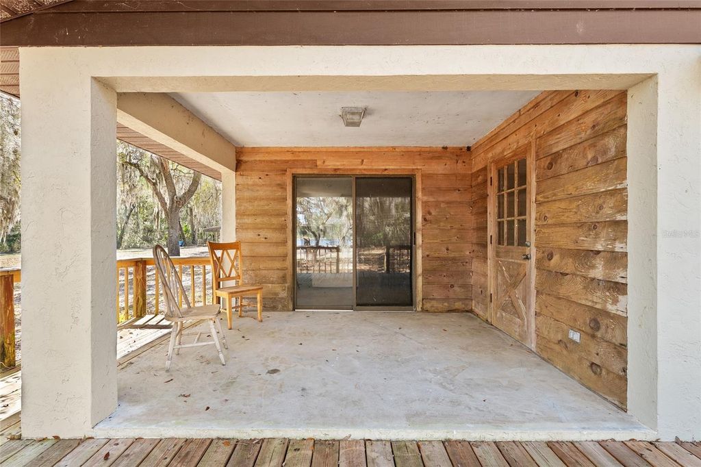 Image 48 of property listing at 11990 SE 112TH AVENUE ROAD, Belleview, FL 34420