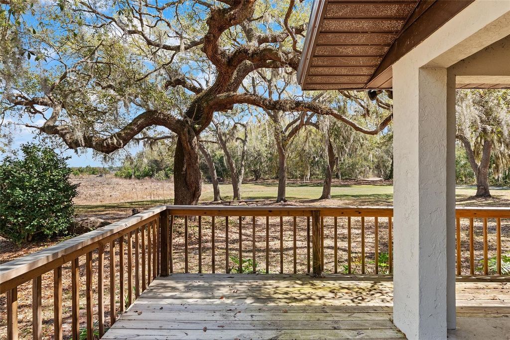 Image 49 of property listing at 11990 SE 112TH AVENUE ROAD, Belleview, FL 34420