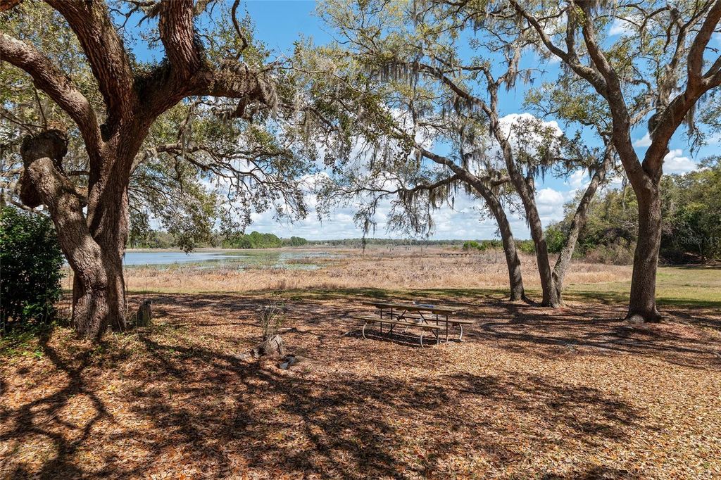 Image 57 of property listing at 11990 SE 112TH AVENUE ROAD, Belleview, FL 34420