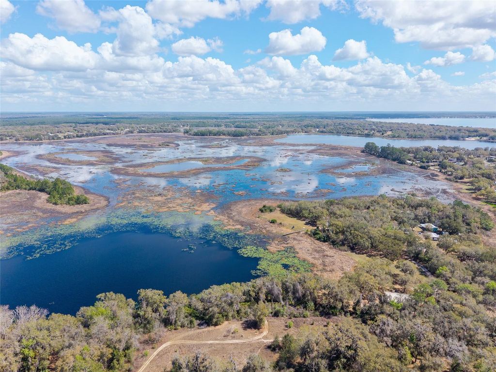 Image 65 of property listing at 11990 SE 112TH AVENUE ROAD, Belleview, FL 34420