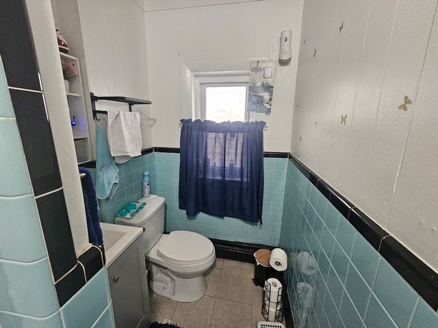 35 Tuttle St, Revere, MA 02151