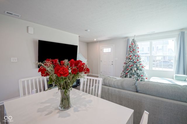 874 Black Rock Circle, Lebanon, IN 46052