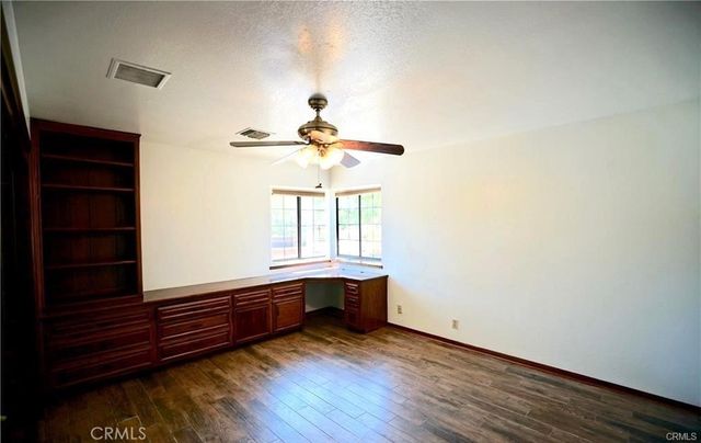 2745 W Avenue N12, Palmdale, CA 93551