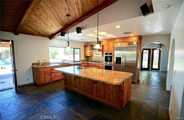 2745 W Avenue N12, Palmdale, CA 93551