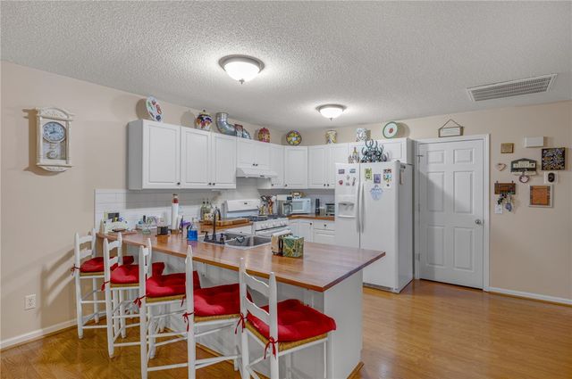 112 Spring Estates Drive, Liberty, SC 29657