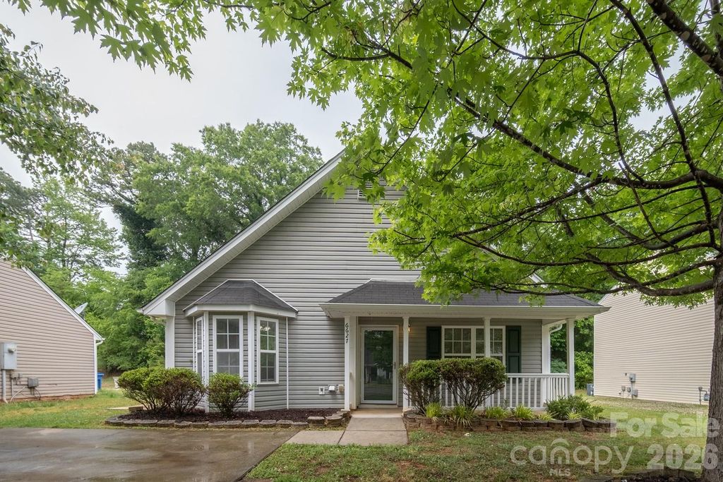 6627 Nevin Glen Drive, Charlotte, NC 28269