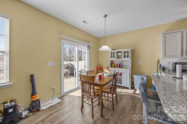 9839 Oak Barrel Lane, Charlotte, NC 28215