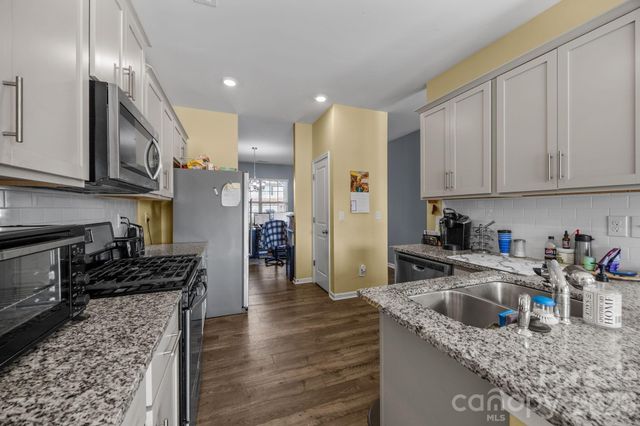 9839 Oak Barrel Lane, Charlotte, NC 28215