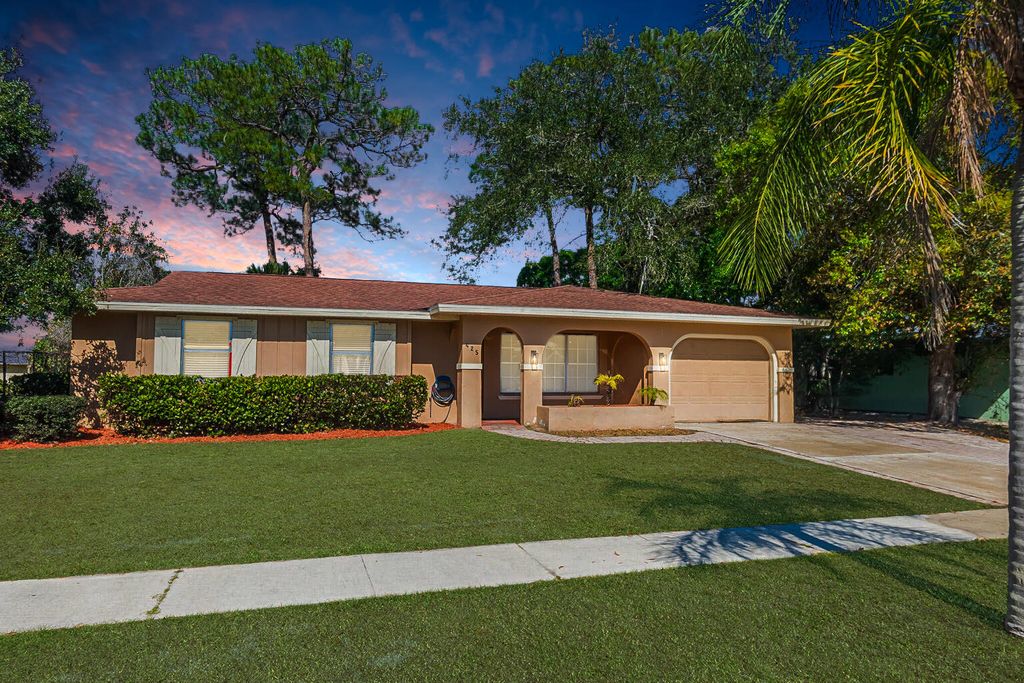 425 NE Electra Avenue, Port St. Lucie, Port St Lucie, FL 34983