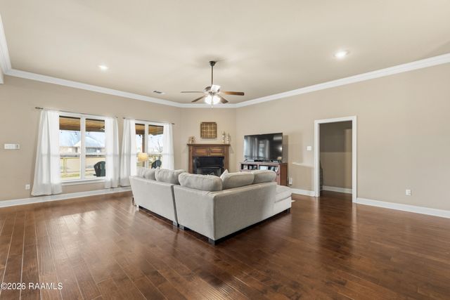 107 Arrowwood Road, Youngsville, LA 70592