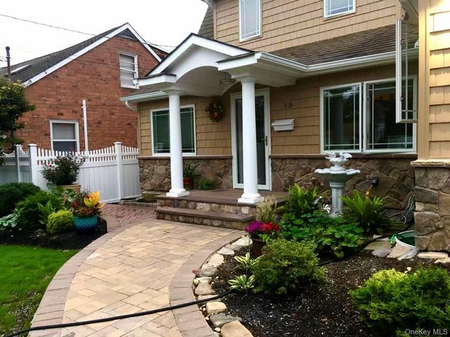 15 Walters Avenue, Syosset, NY 11791