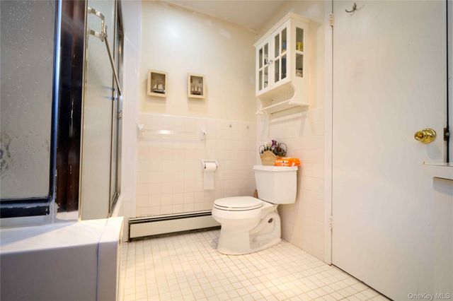 15 Walters Avenue, Syosset, NY 11791