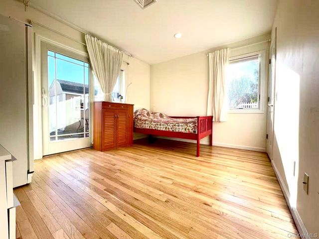 15 Walters Avenue, Syosset, NY 11791